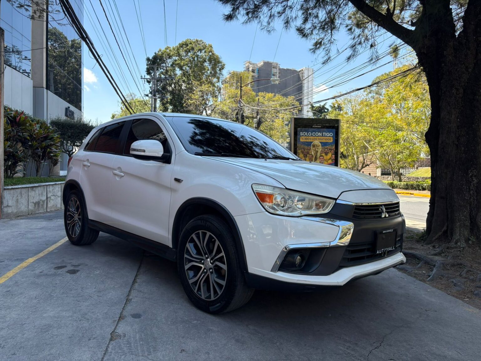 Mitsubishi-Outlander-Sport-SE-2017-491JQS (2)