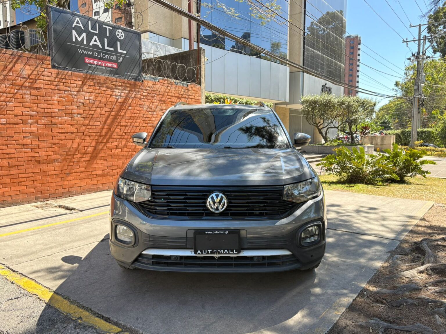 Volkswagen-TCross-2021-167JBF (1)