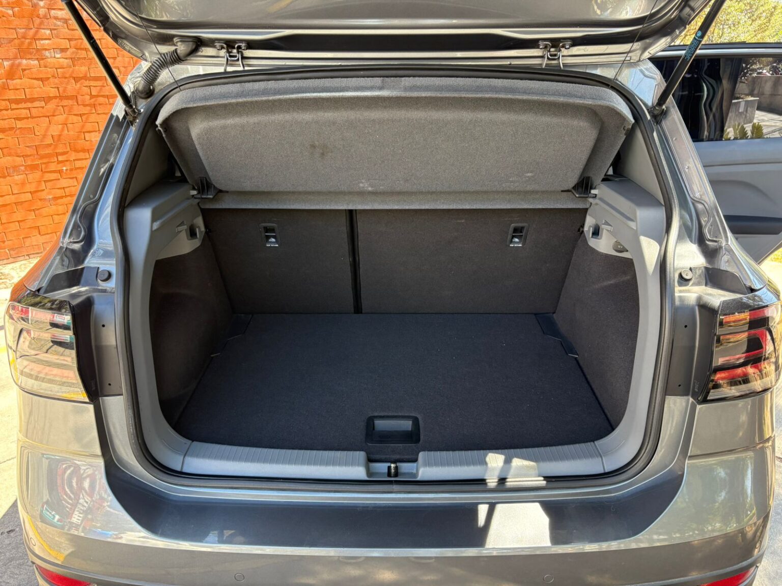 Volkswagen-TCross-2021-167JBF (14)