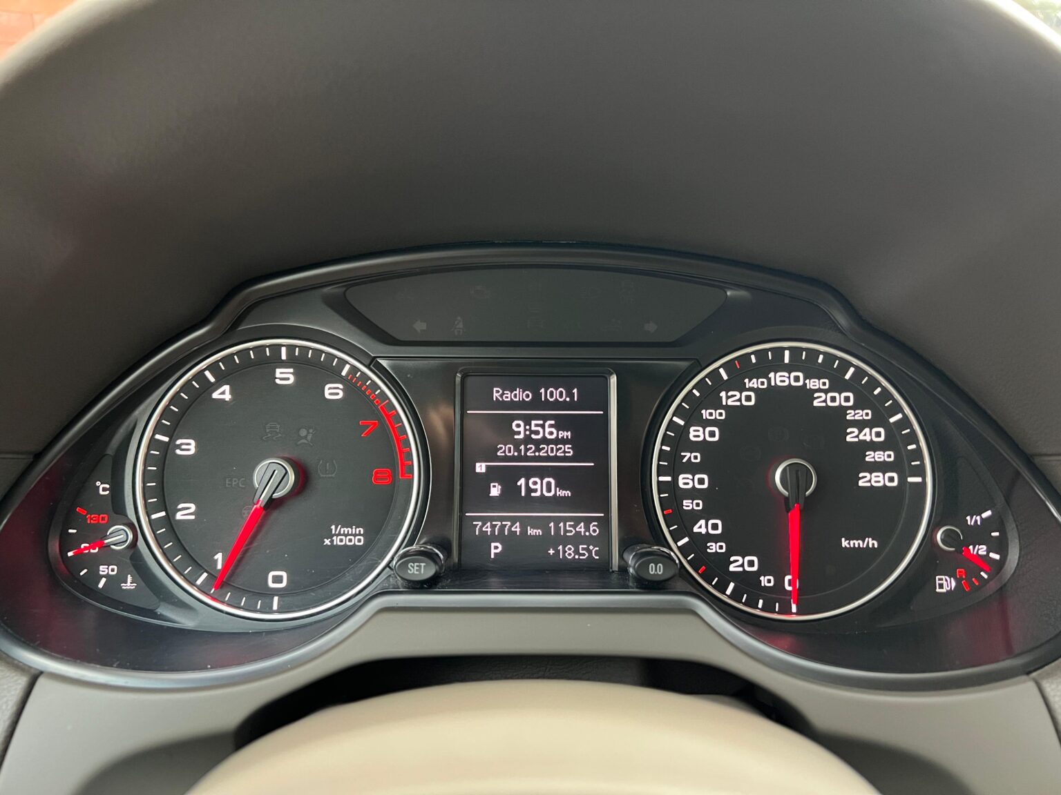 Audi-Q5-2014-561FLV (6)