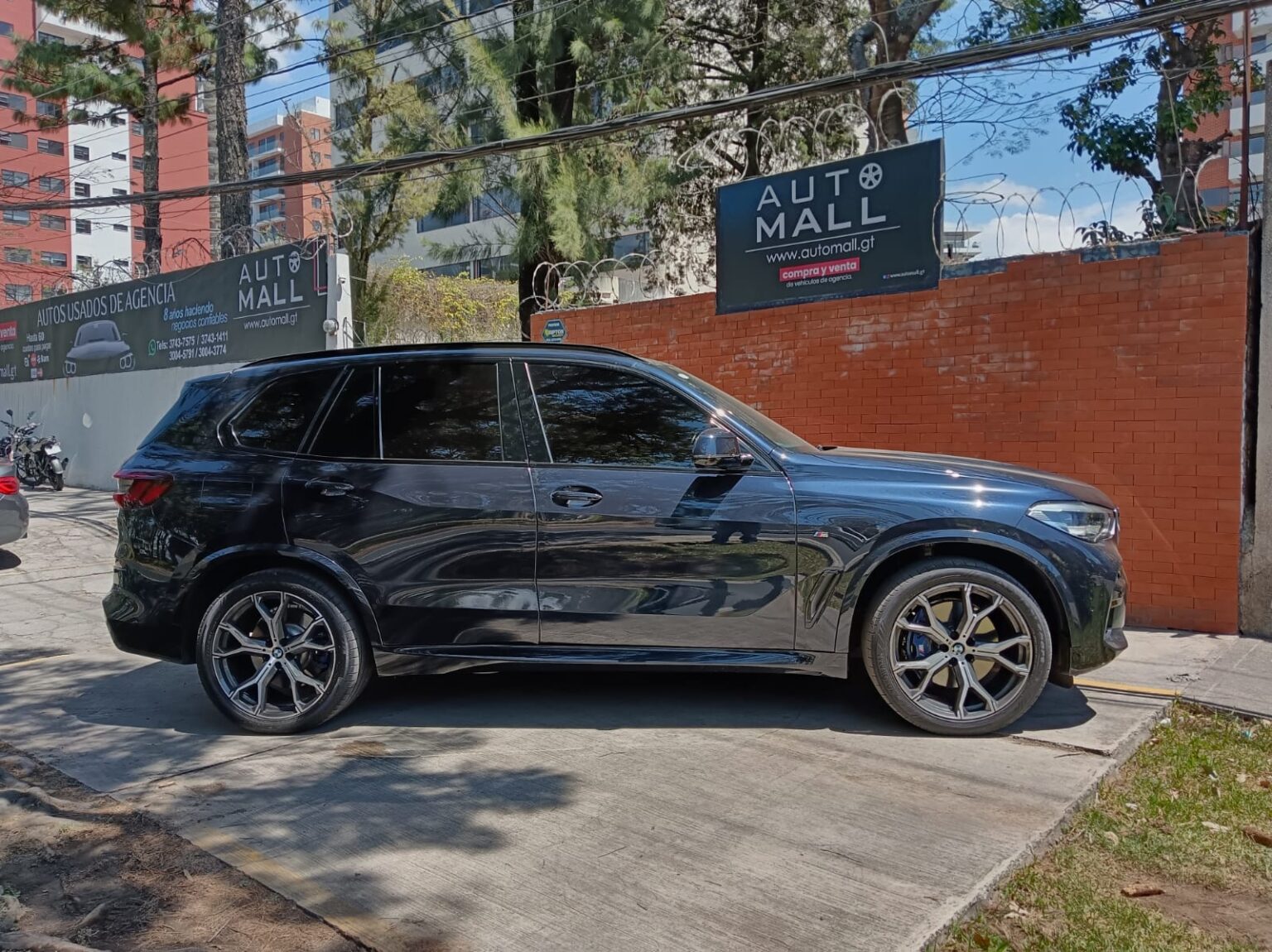 BMW-X5-40i-2021-434JDK (5)