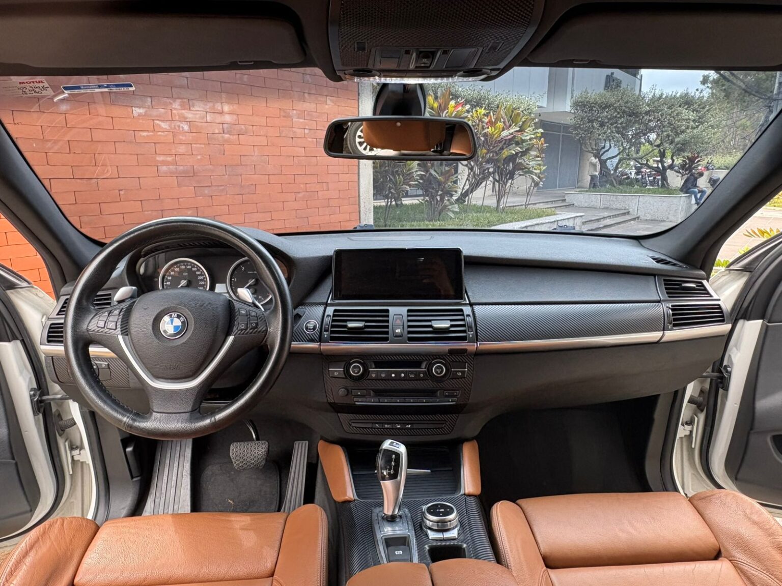 BMW-X6-30d-2011-610FBQ (16)