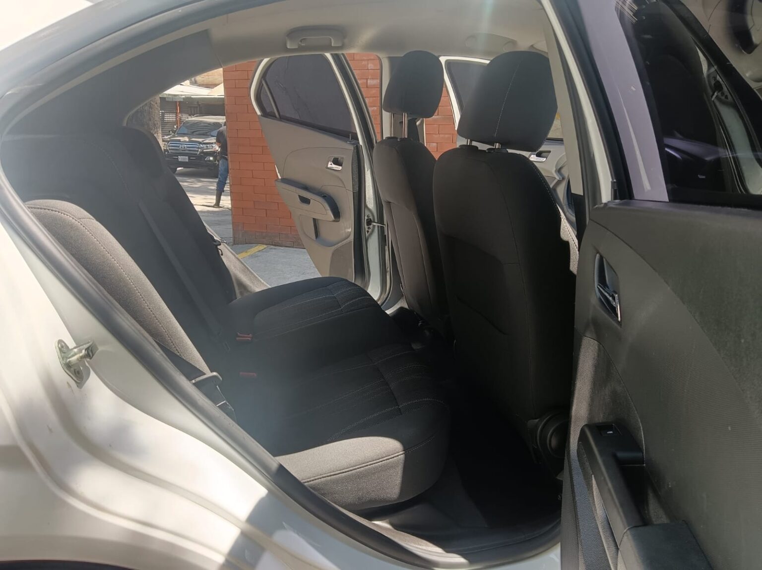 Chevrolet-Sonic-LT-2017-209GTH (13)