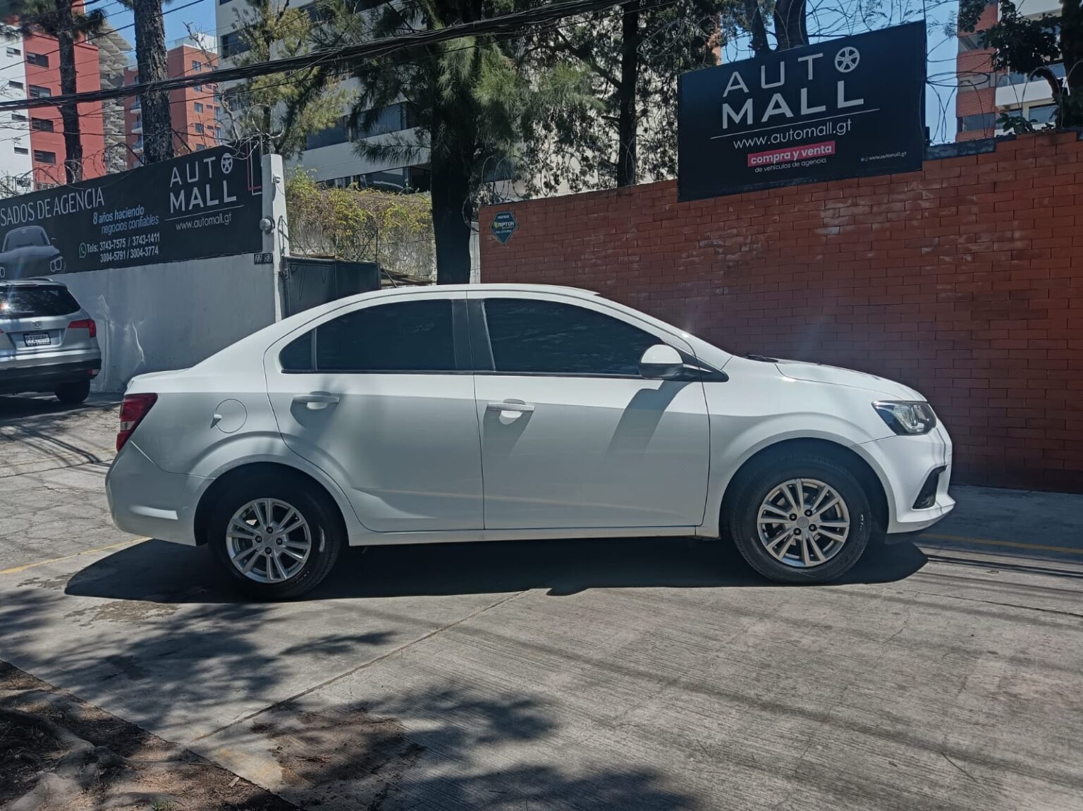 Chevrolet-Sonic-LT-2017-209GTH (14)