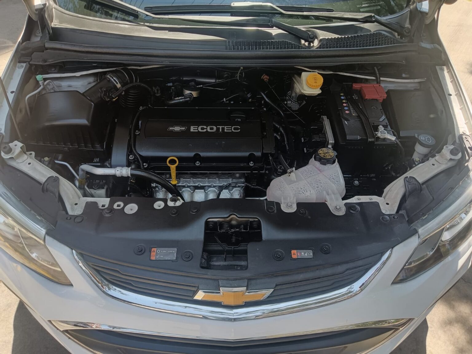 Chevrolet-Sonic-LT-2017-209GTH (2)