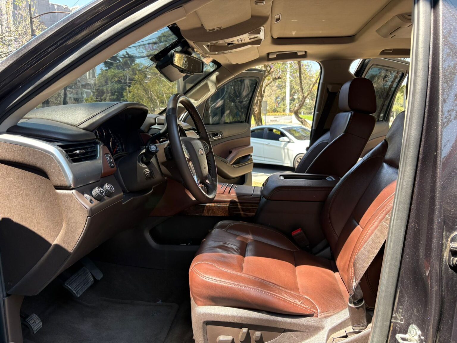 Chevrolet-Suburban-LTZ-blindada-2015-428FWD (8)