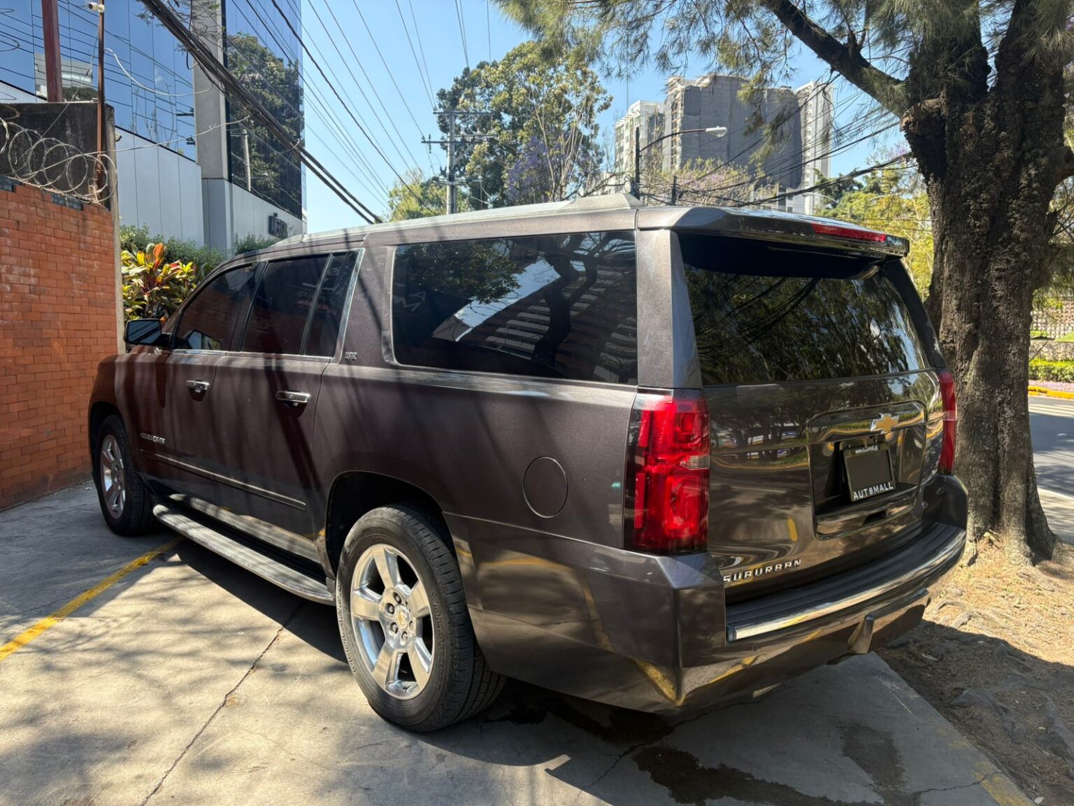 Chevrolet-Suburban-LTZ-blindada-2015-428FWD (9)
