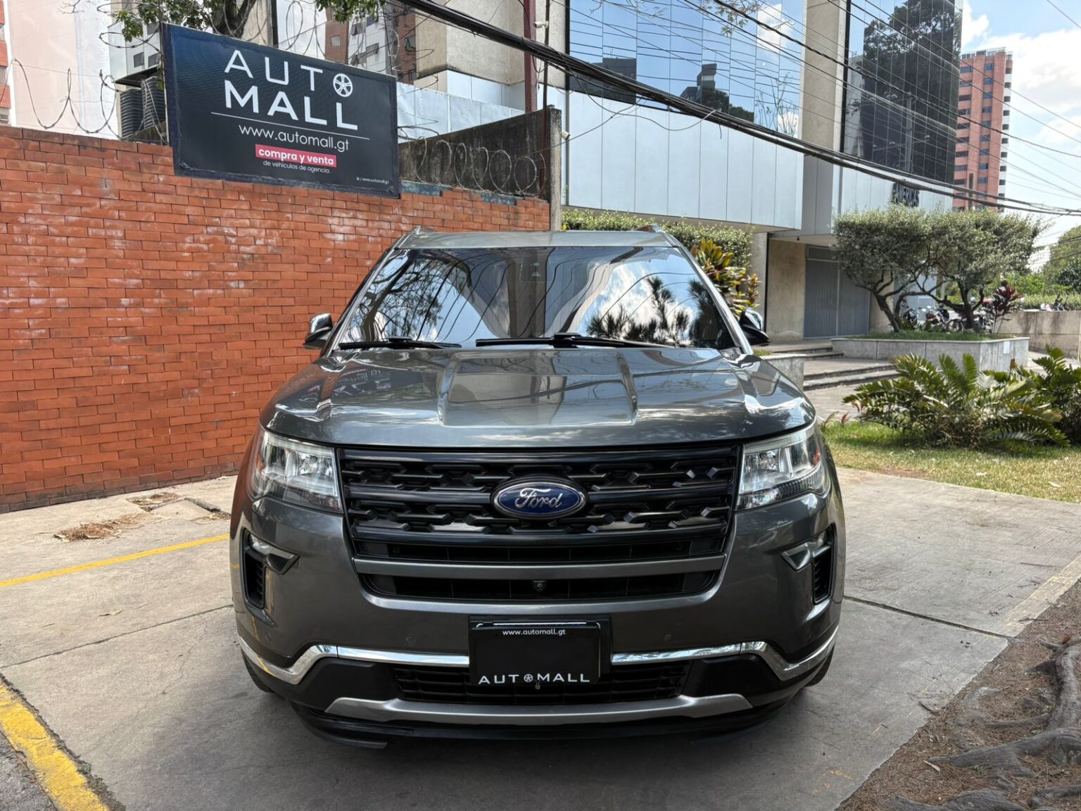 Ford-Explorer-Limited-2019-581JVL (4)