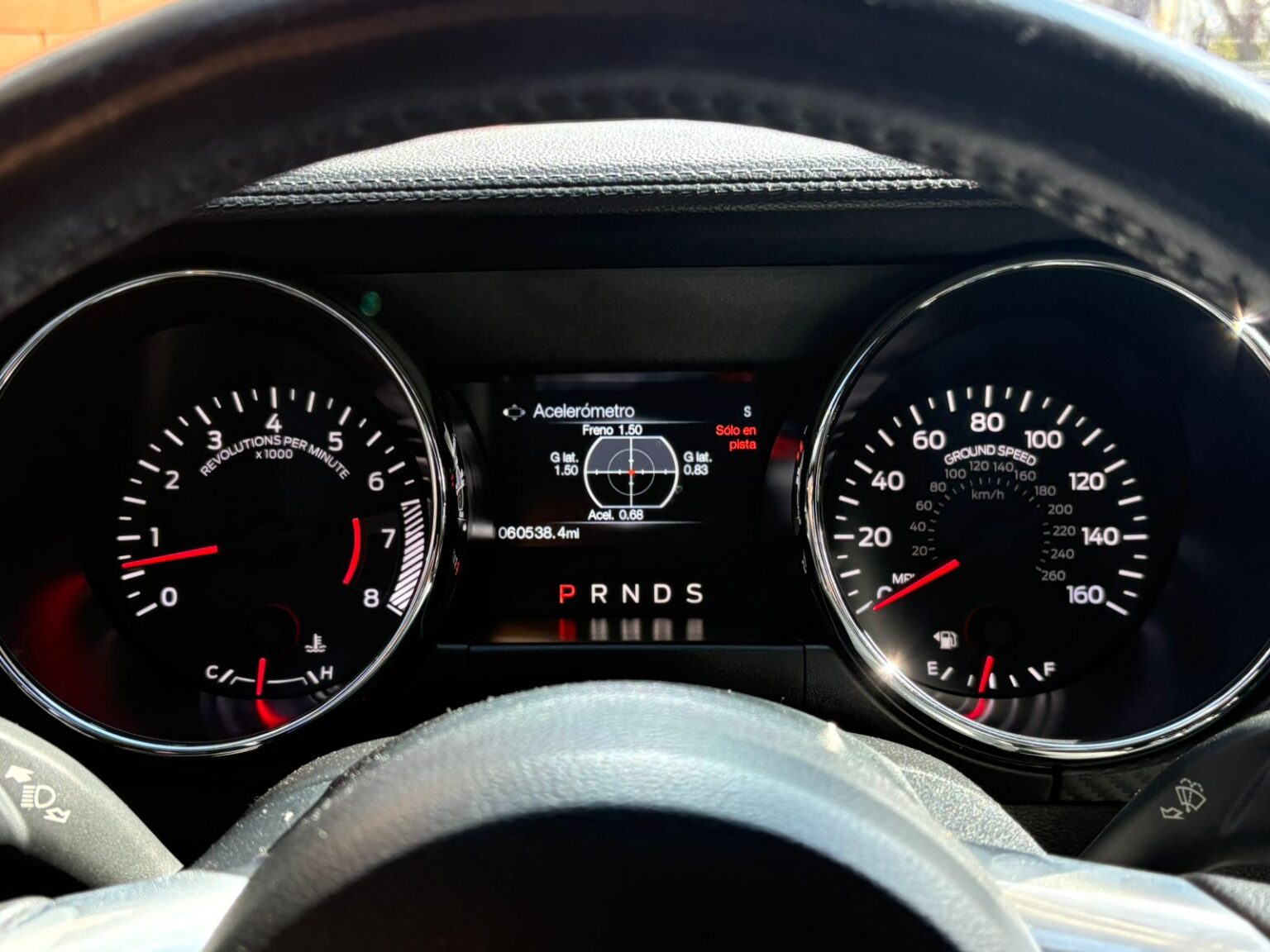 Ford-Mustang-2016-704HZH (11)