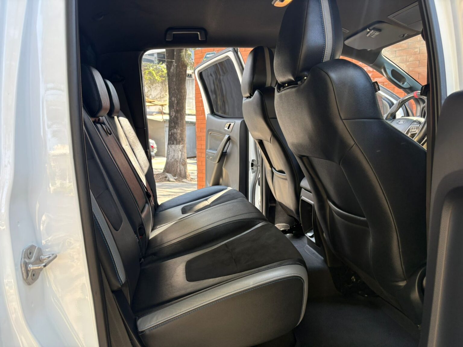 Ford-Ranger-Raptor-2021-626HYN (10)