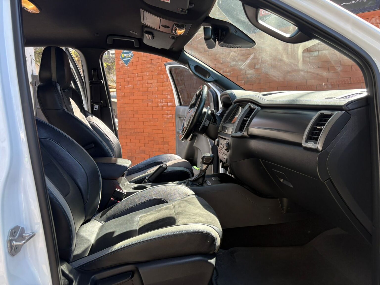 Ford-Ranger-Raptor-2021-626HYN (11)