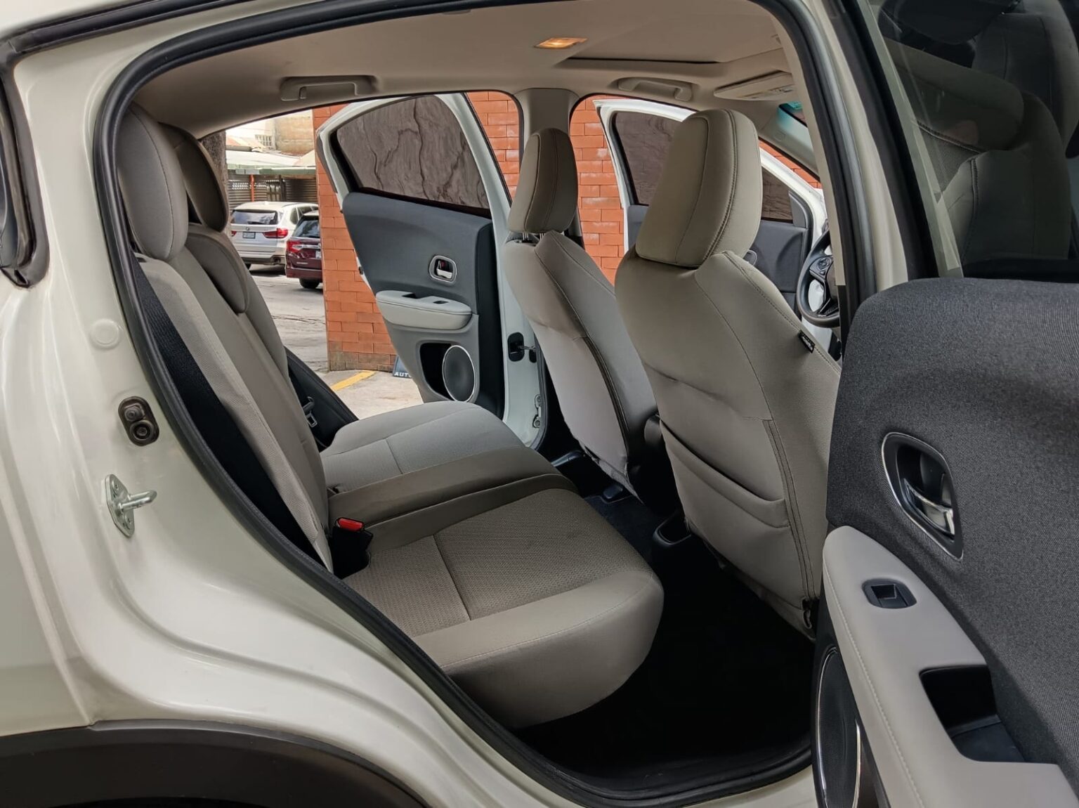 Honda-HRV-EX-AWD-2022-300KHT (10)