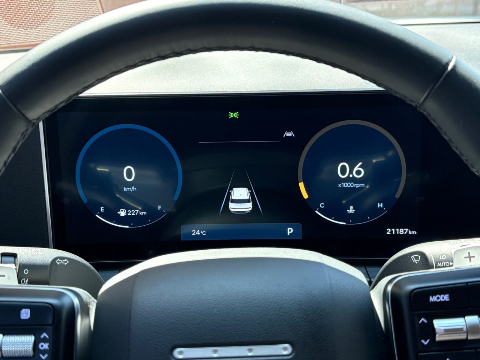 Hyundai-SantaFe-2025-095KVL (13)