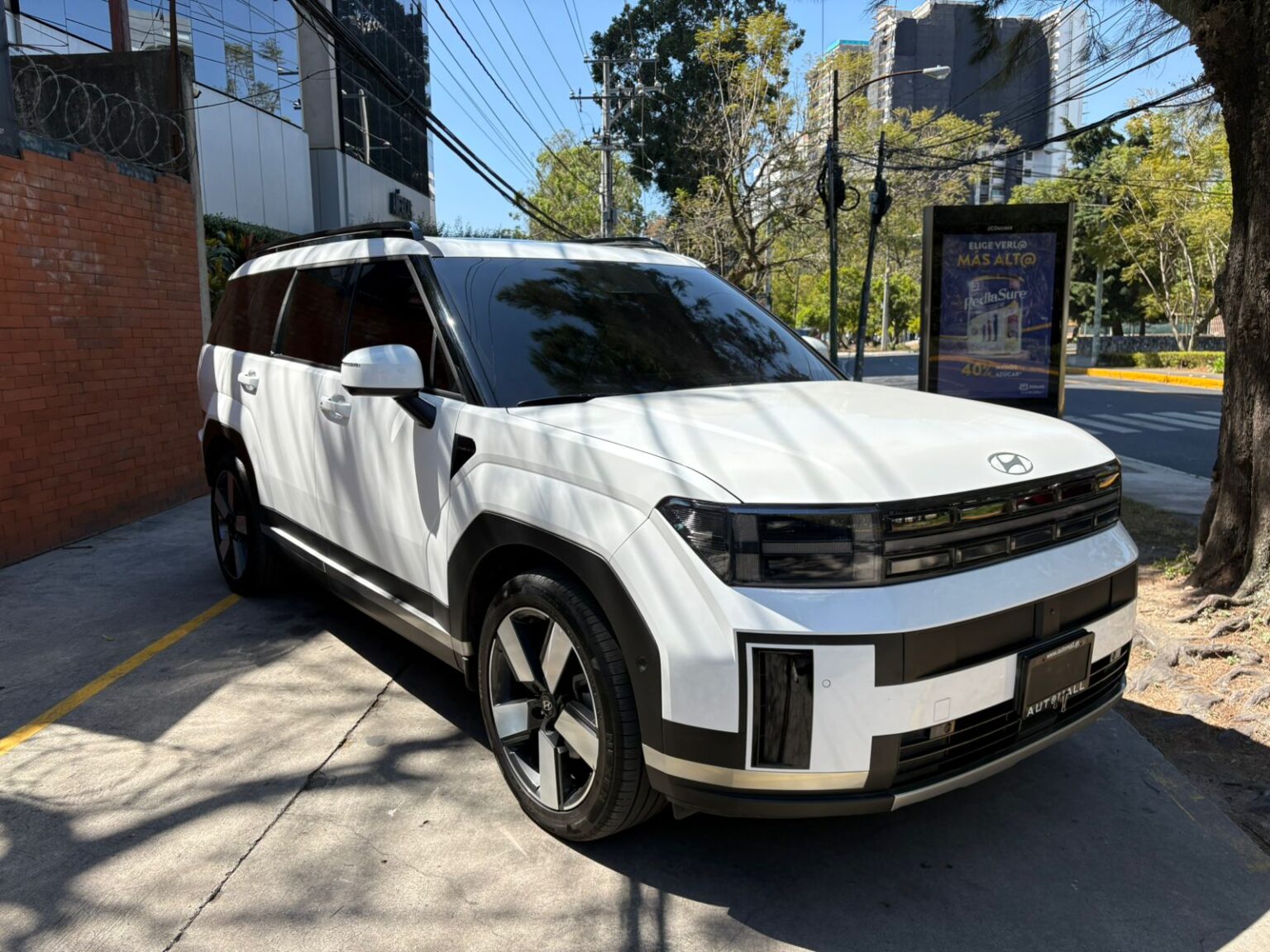 Hyundai-SantaFe-2025-095KVL (2)