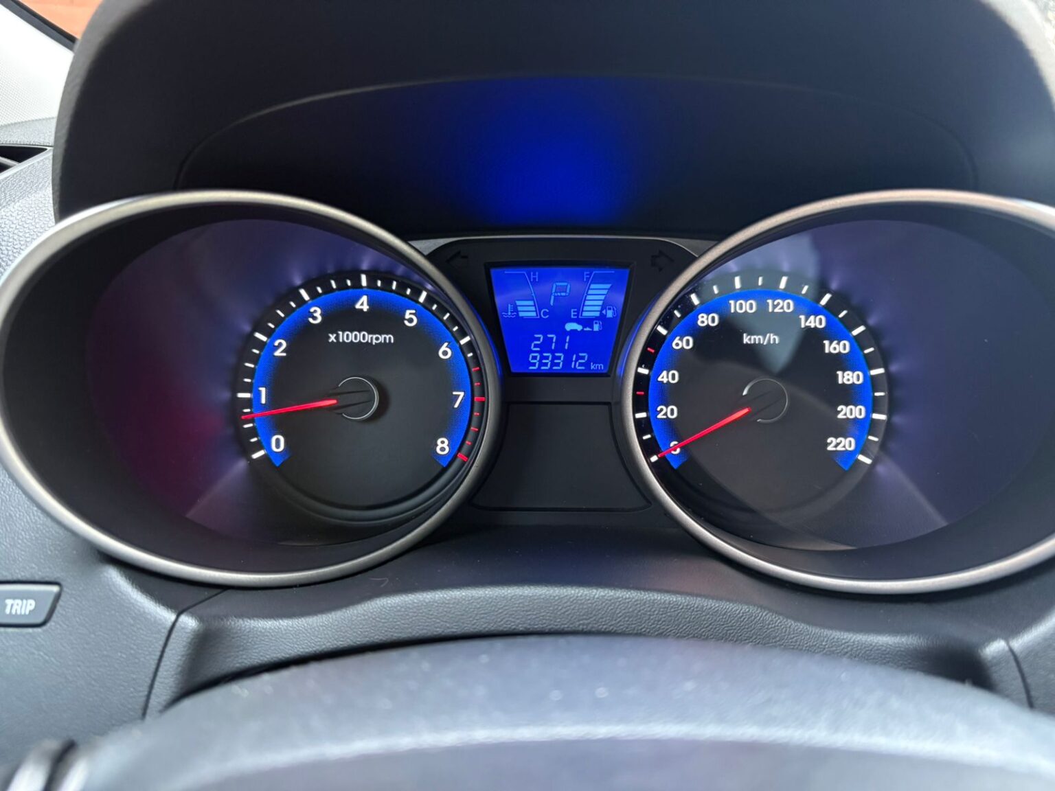 Hyundai-Tucson-2013-933FLJ (13)