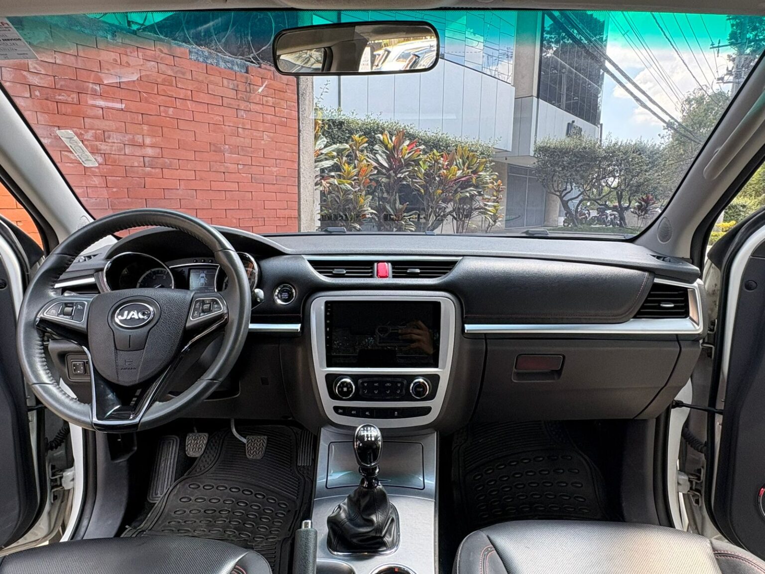 Jac-T8-2023-901KBW (16)