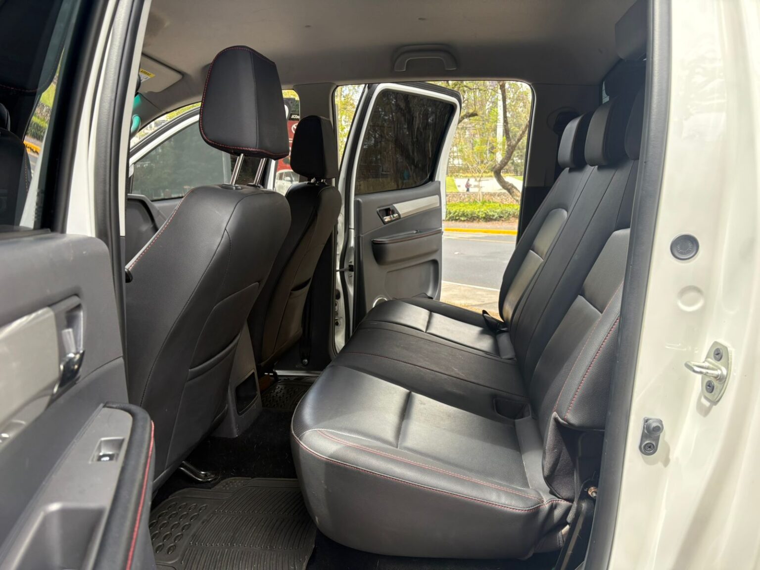 Jac-T8-2023-901KBW (9)