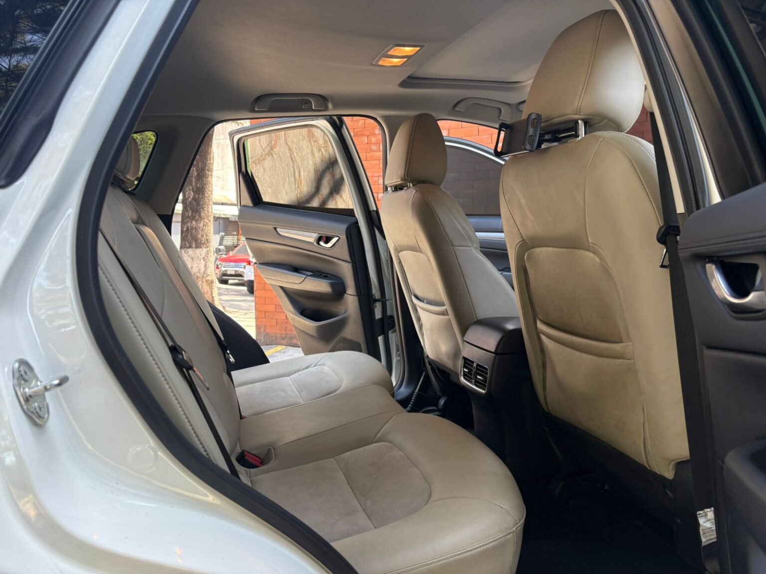 Mazda-CX5-Touring-AWD-2017-427KKZ (10)