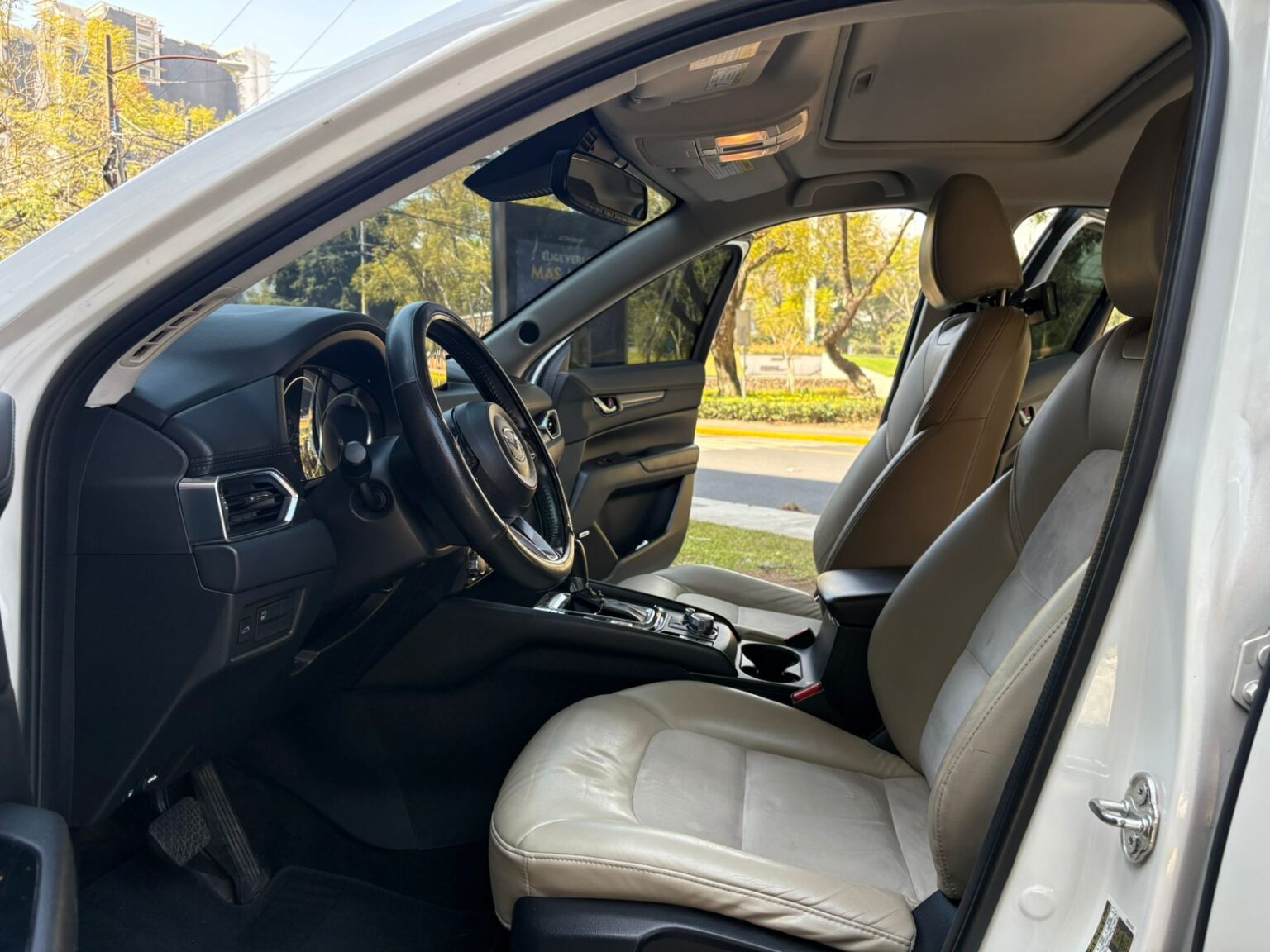 Mazda-CX5-Touring-AWD-2017-427KKZ (15)