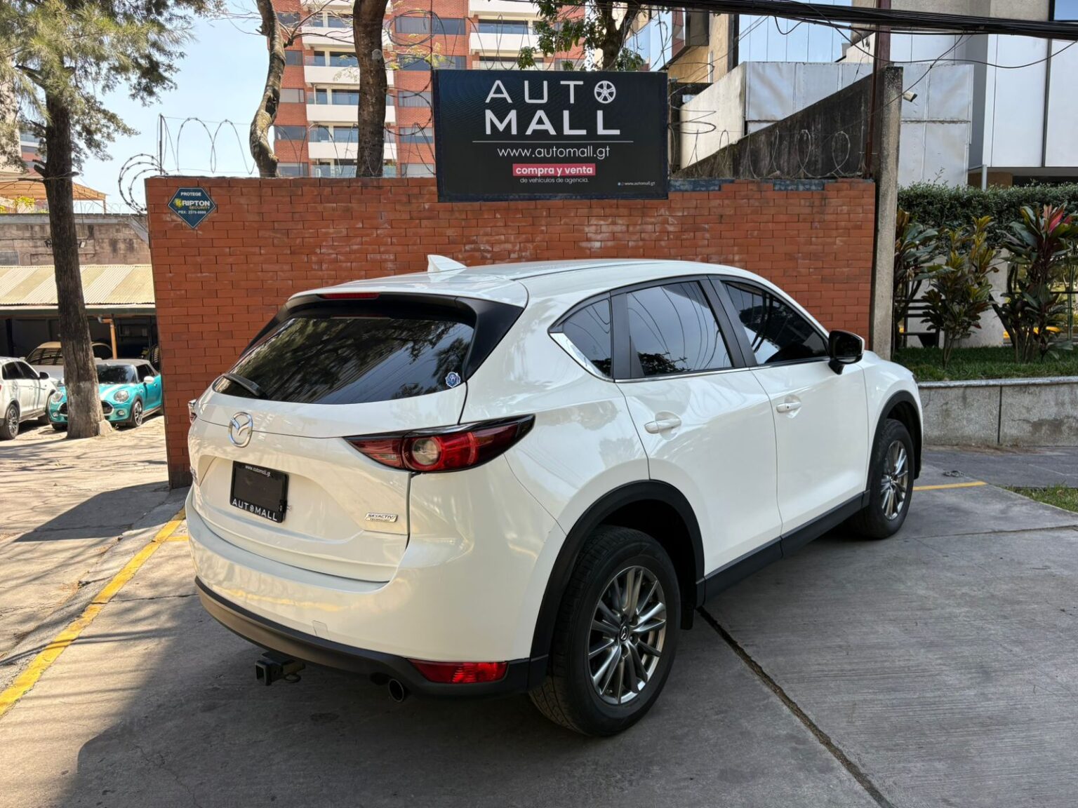 Mazda-CX5-Touring-AWD-2017-427KKZ (4)