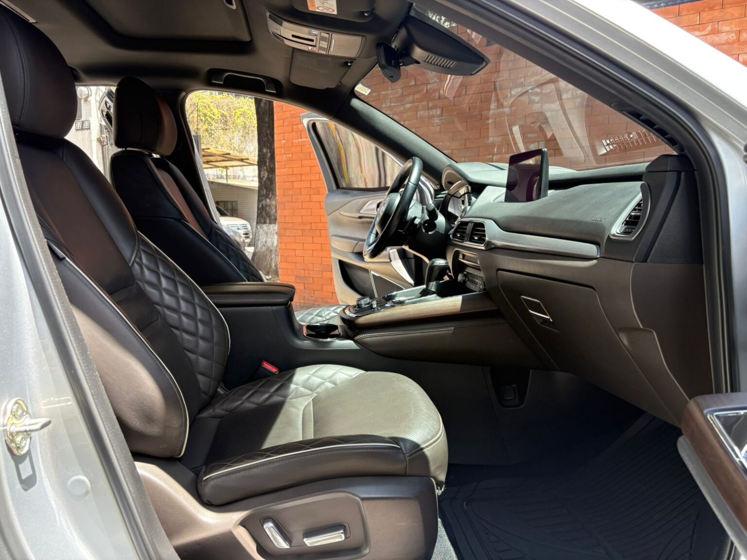 Mazda-CX9-2023-459JVT (11)