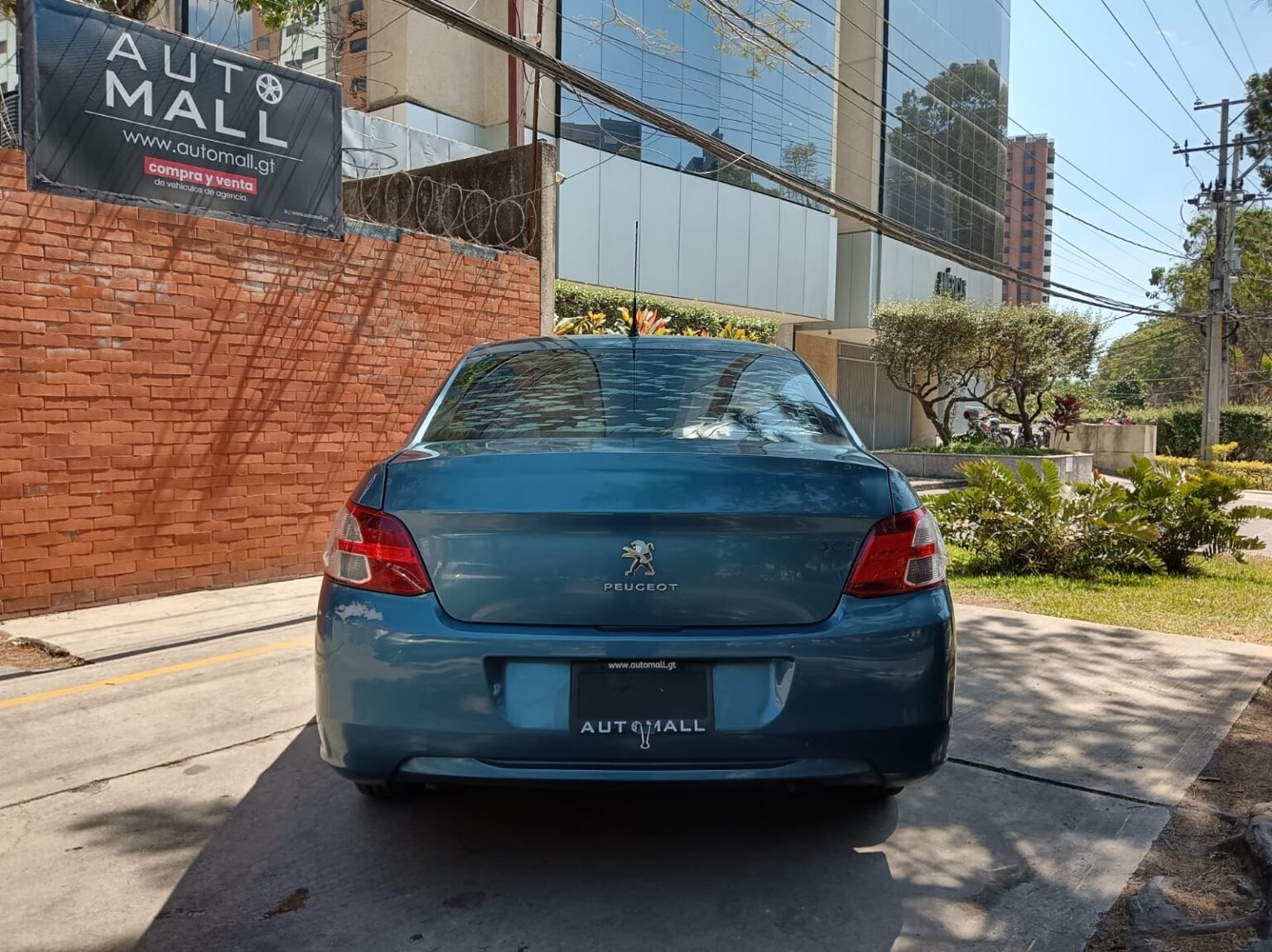 Peugeot-301-Active-2014-547FSD (4)