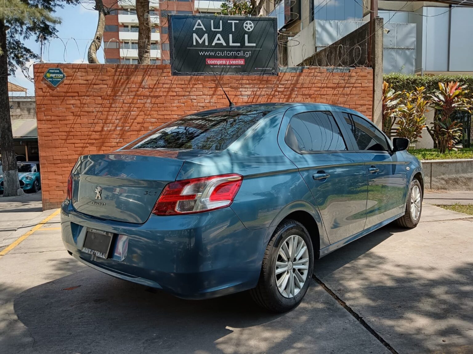 Peugeot-301-Active-2014-547FSD (6)