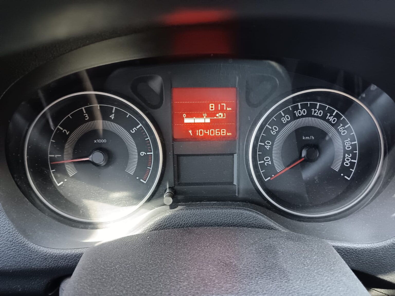 Peugeot-301-Active-2014-547FSD (9)