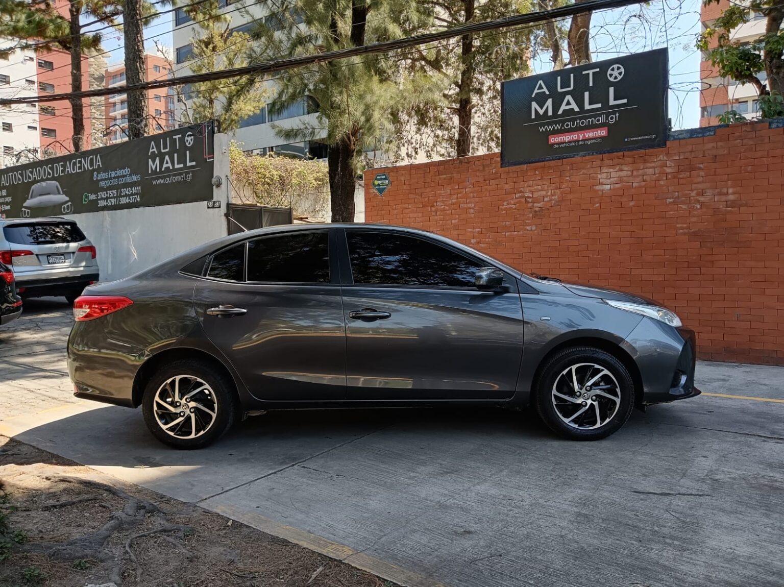 Toyota-Yaris-E-2023-215JXX (13)