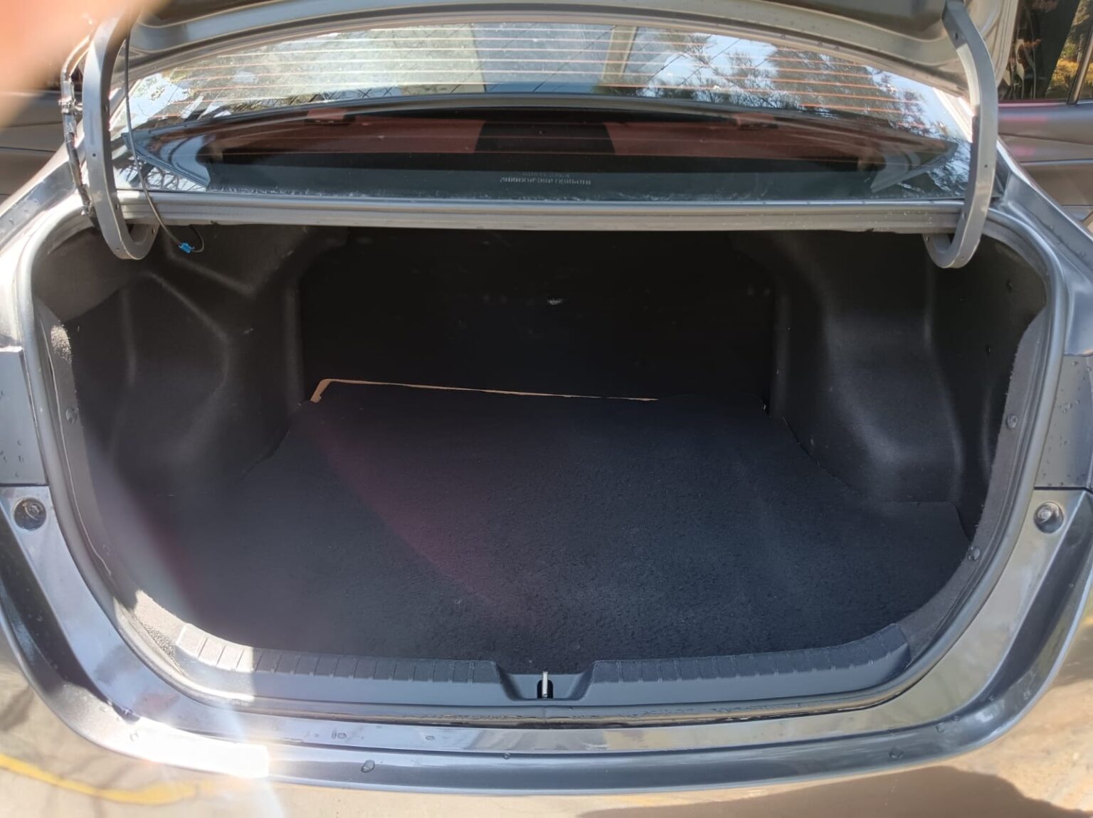 Toyota-Yaris-E-2023-215JXX (9)