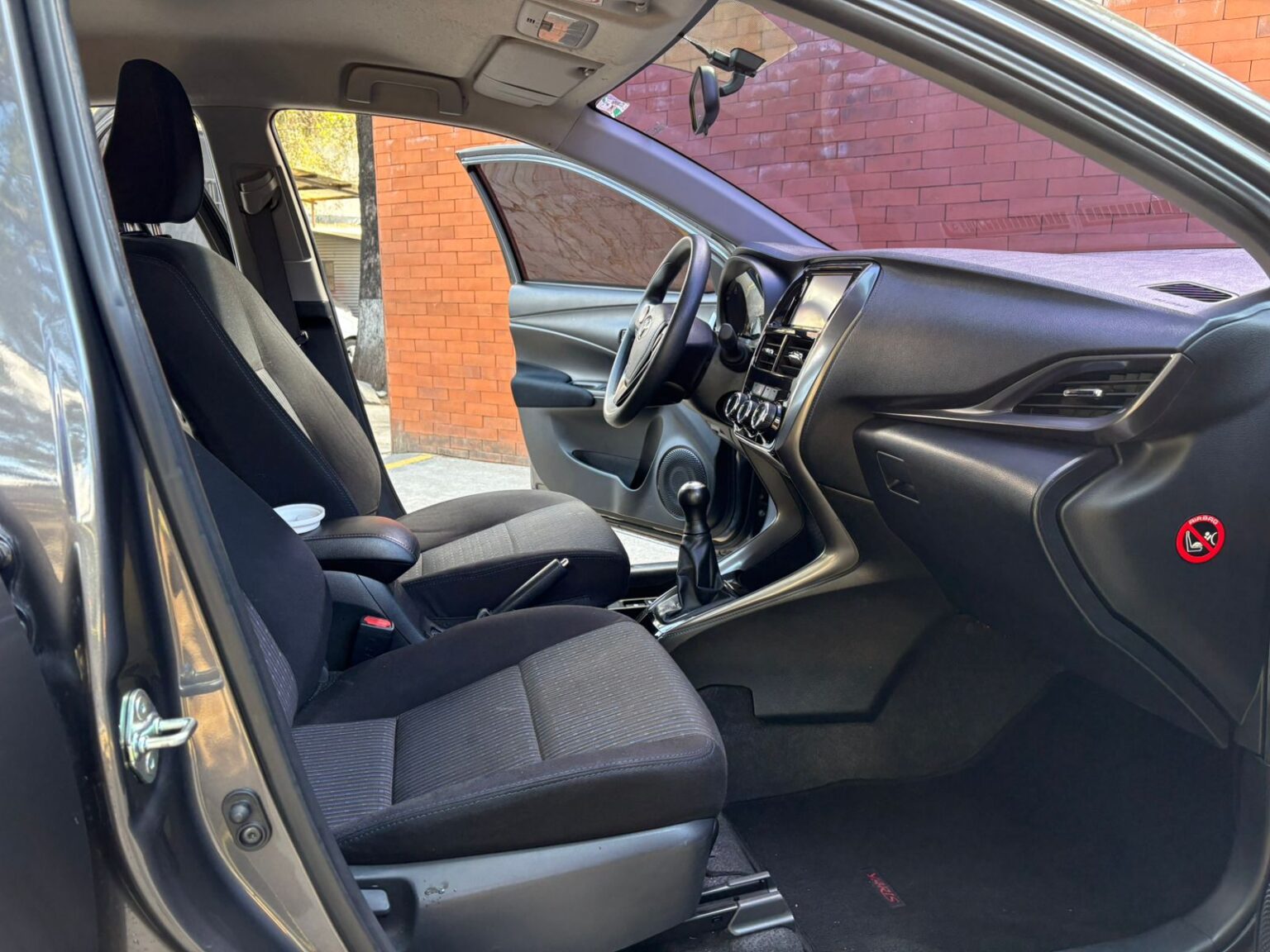 Toyota-Yaris-MT-2022-312JSX (11)