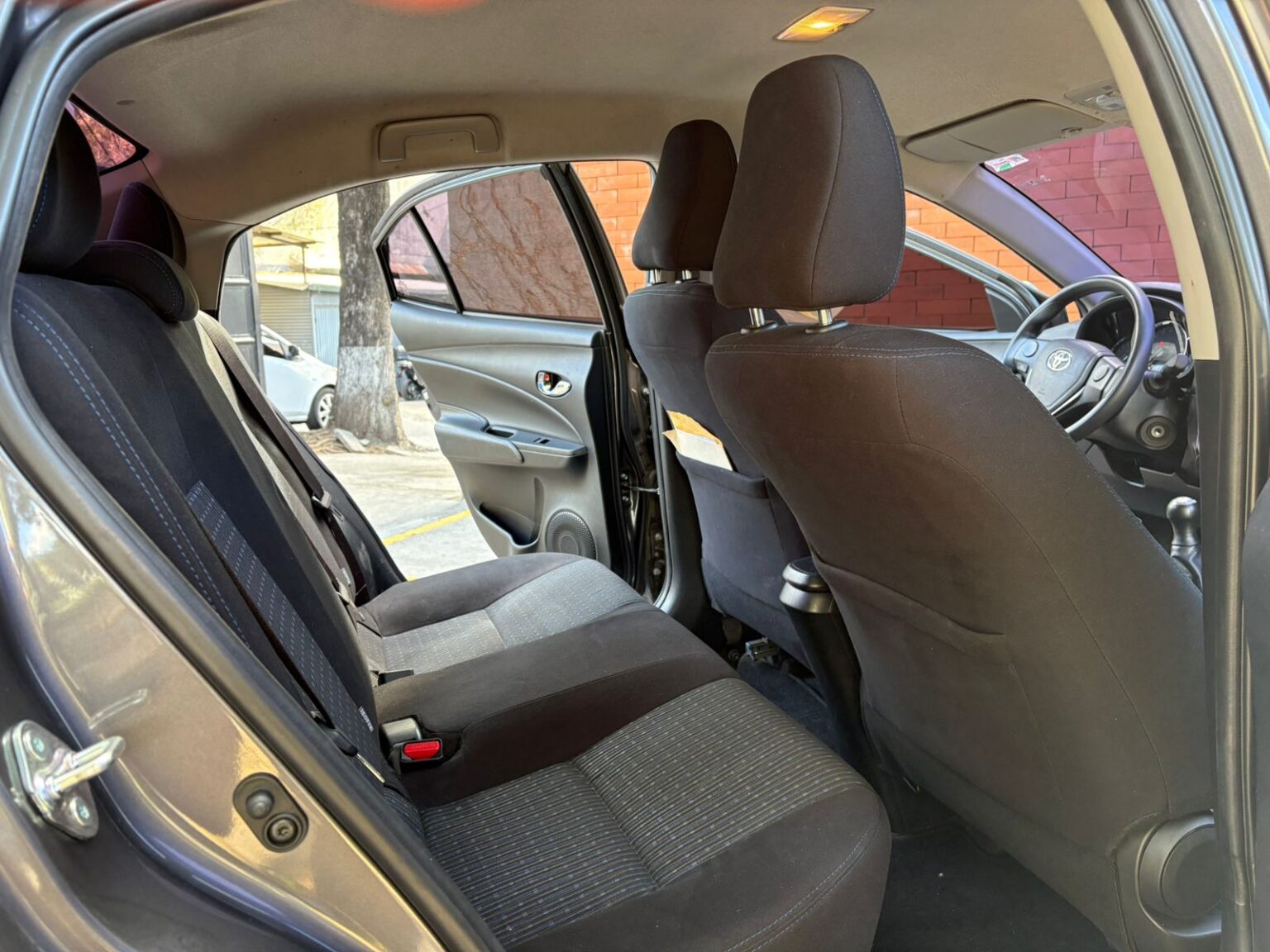 Toyota-Yaris-MT-2022-312JSX (12)