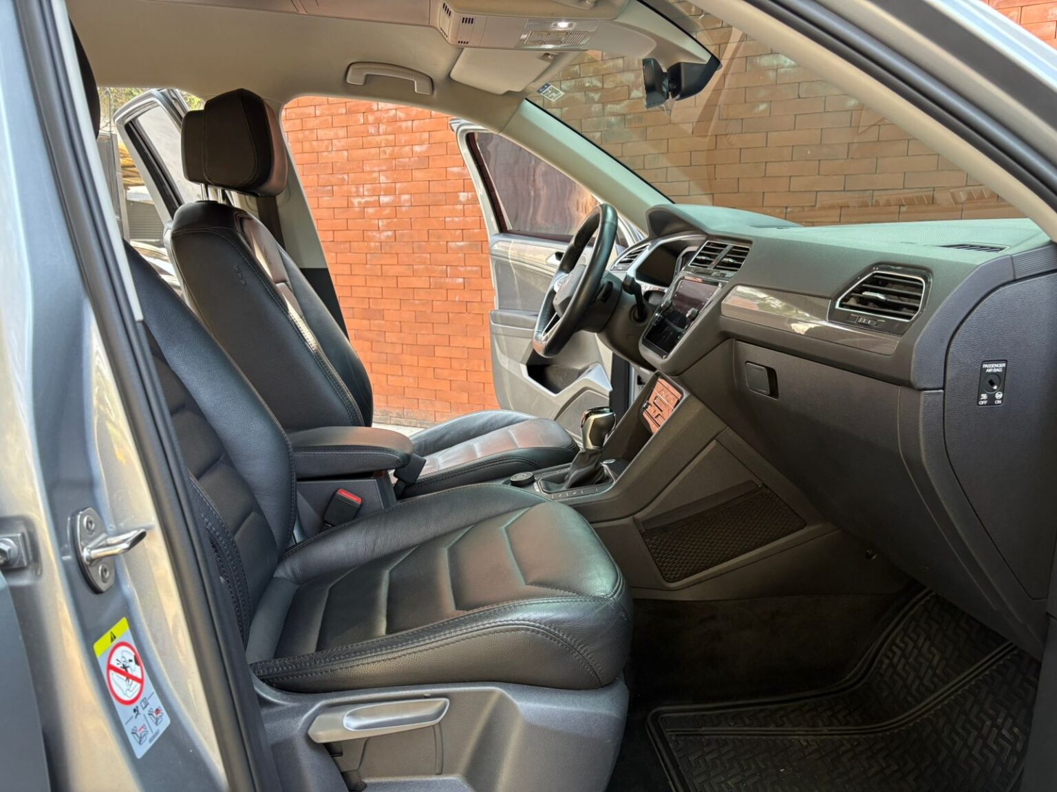 Volkswagen-Tiguan-2022-012JVS (10)