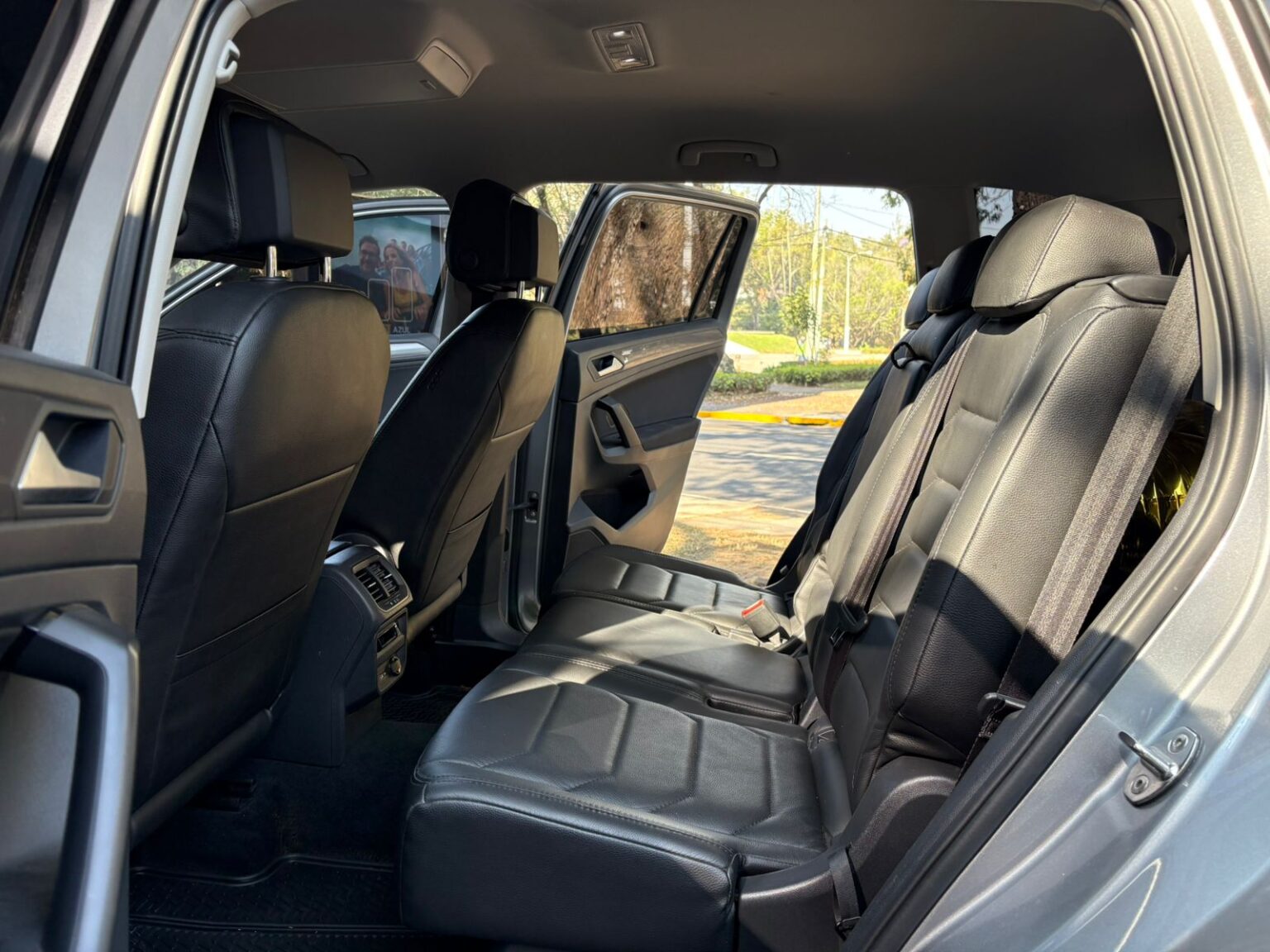 Volkswagen-Tiguan-2022-012JVS (9)