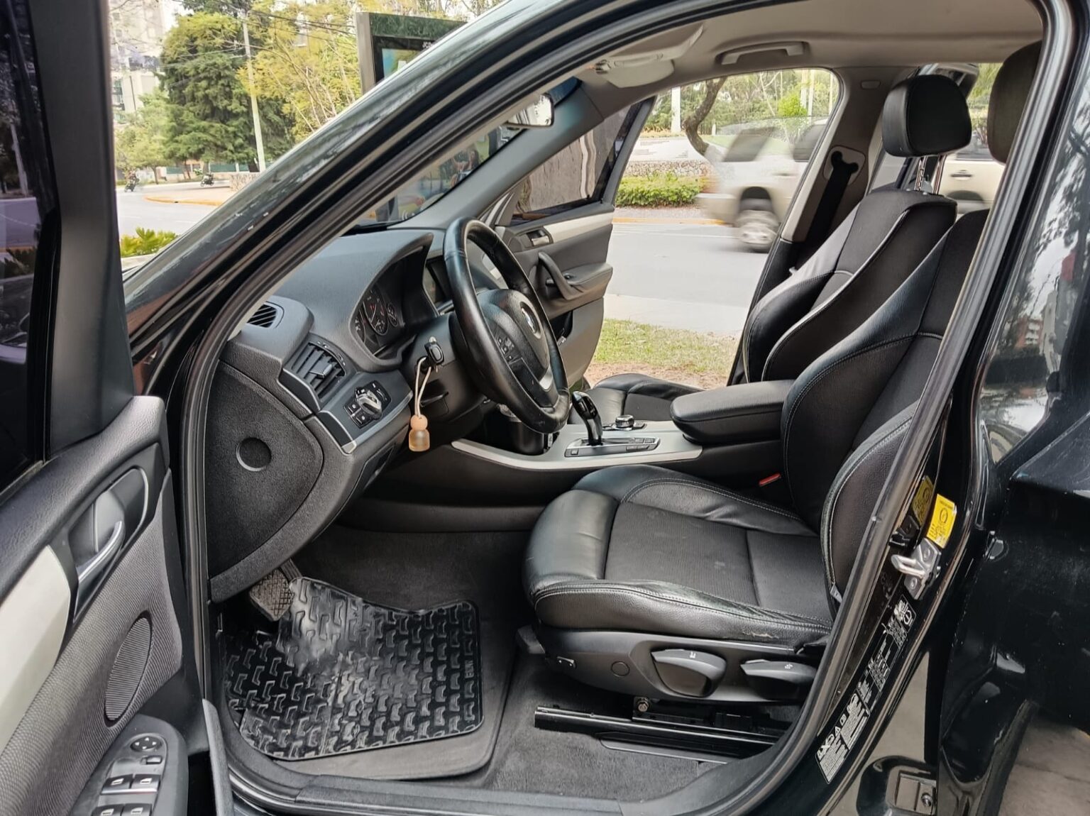 BMW-X3-20D-2011-164FCV (12)