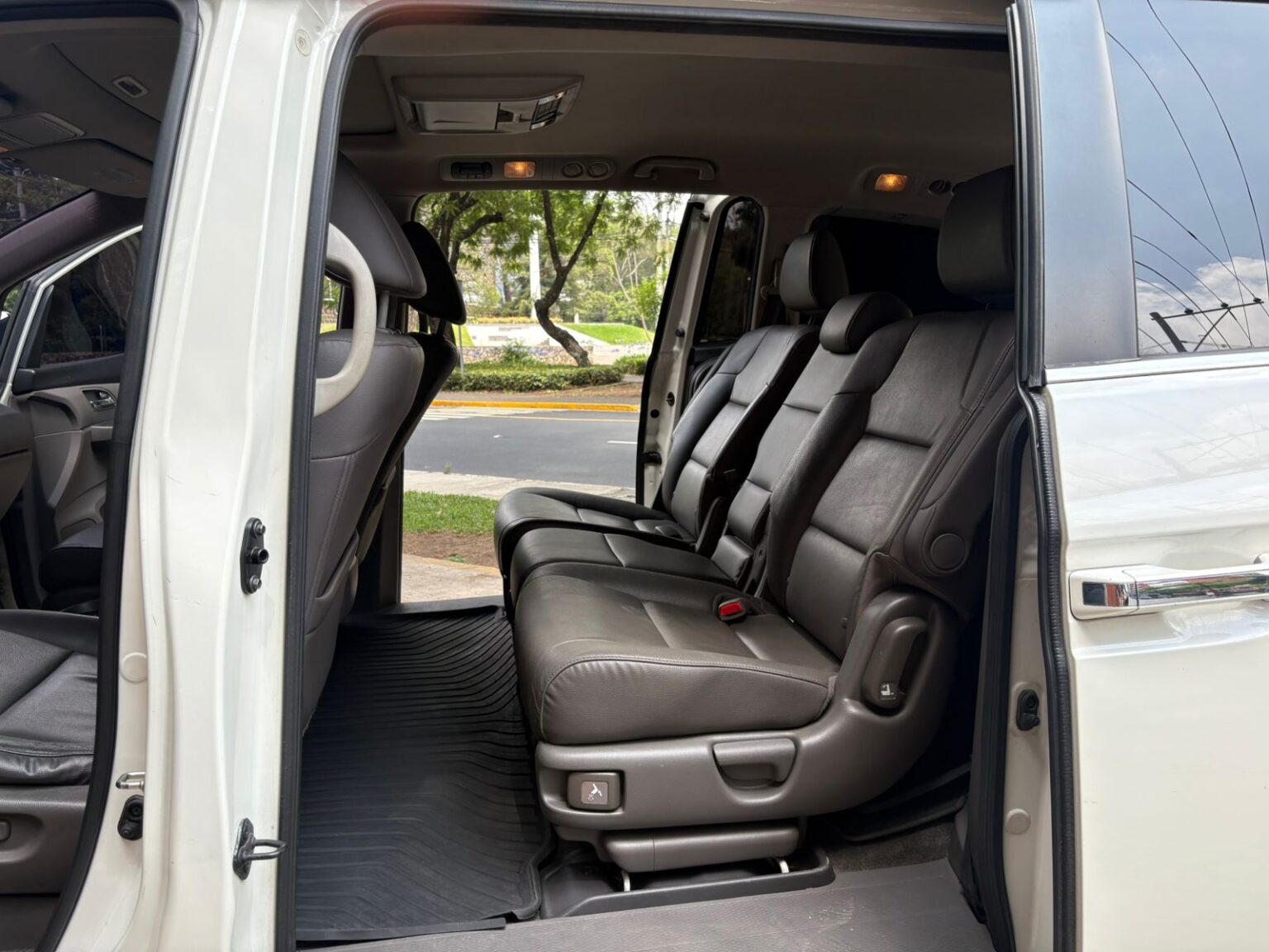 Honda-Odyssey-EX-2016-131GGS (17)