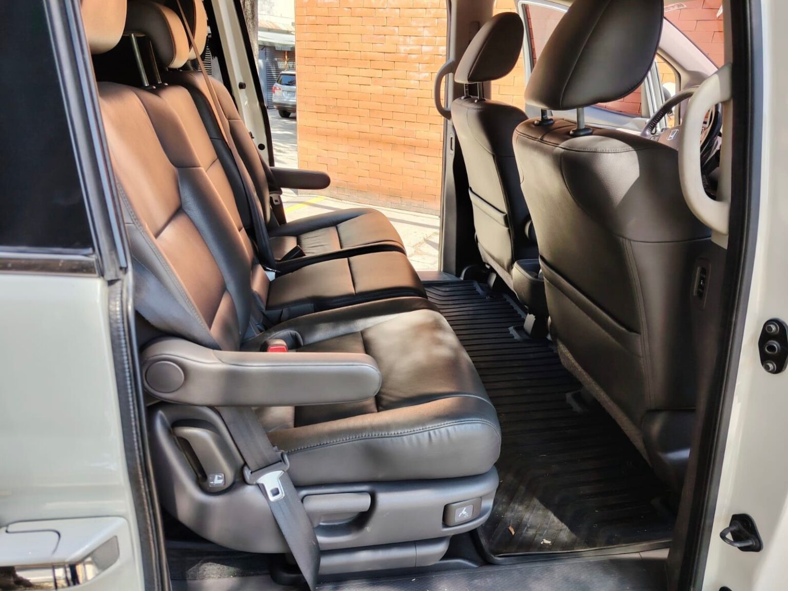 Honda-Odyssey-EX-2016-131GGS (7)