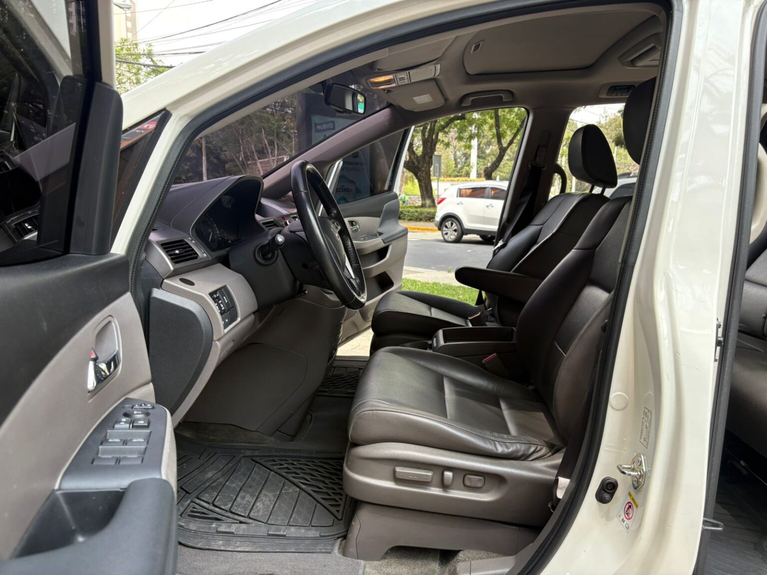 Honda-Odyssey-EX-2016-131GGS (9)