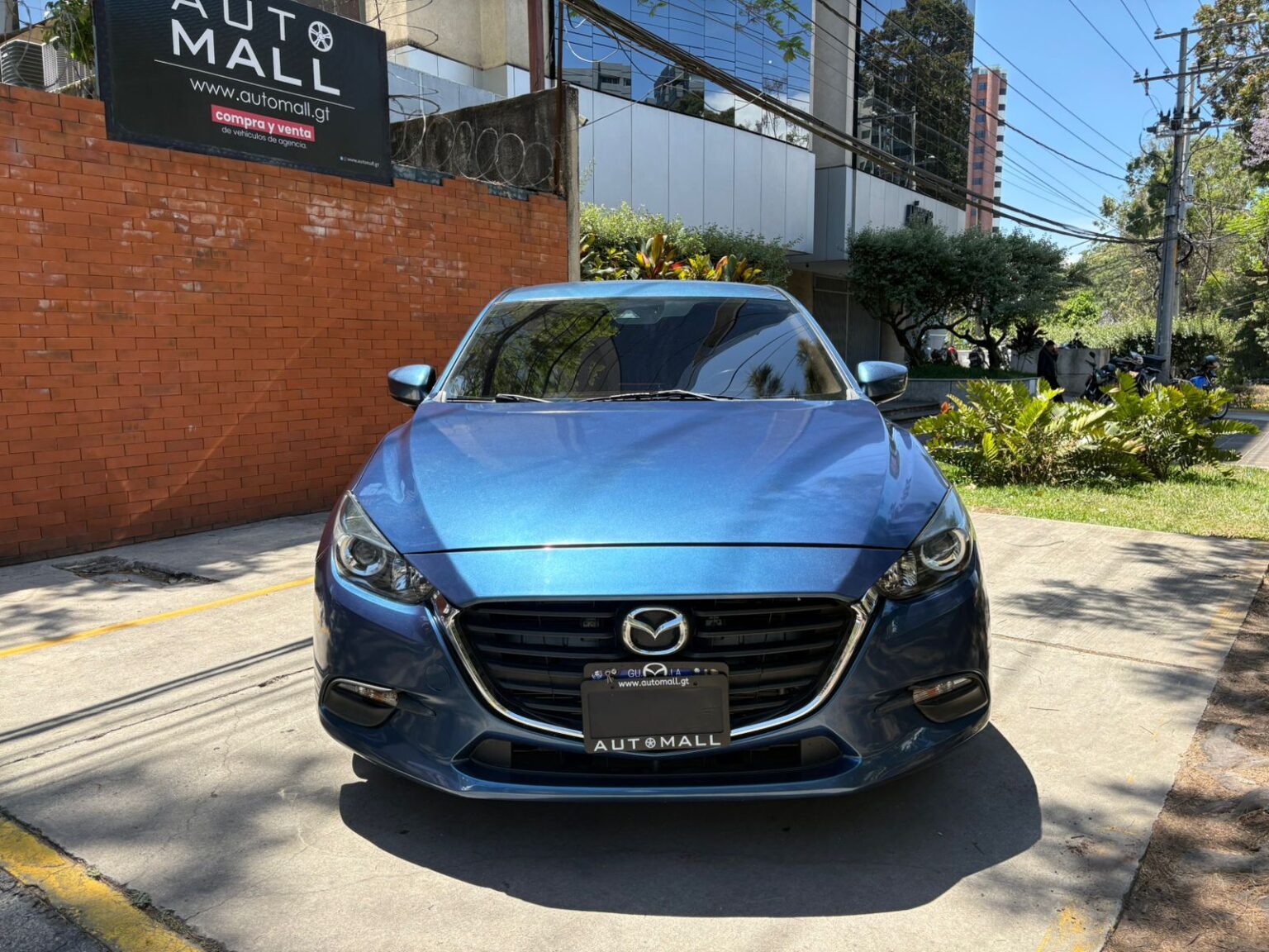 Mazda-3-Touring-AT-2017-379LBP (1)