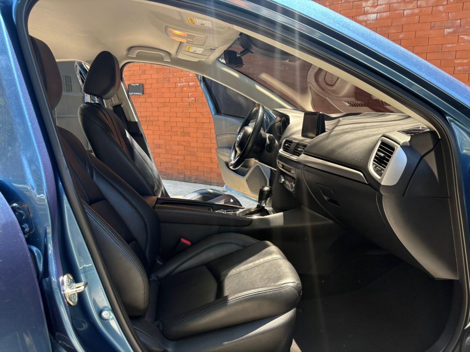 Mazda-3-Touring-AT-2017-379LBP (17)