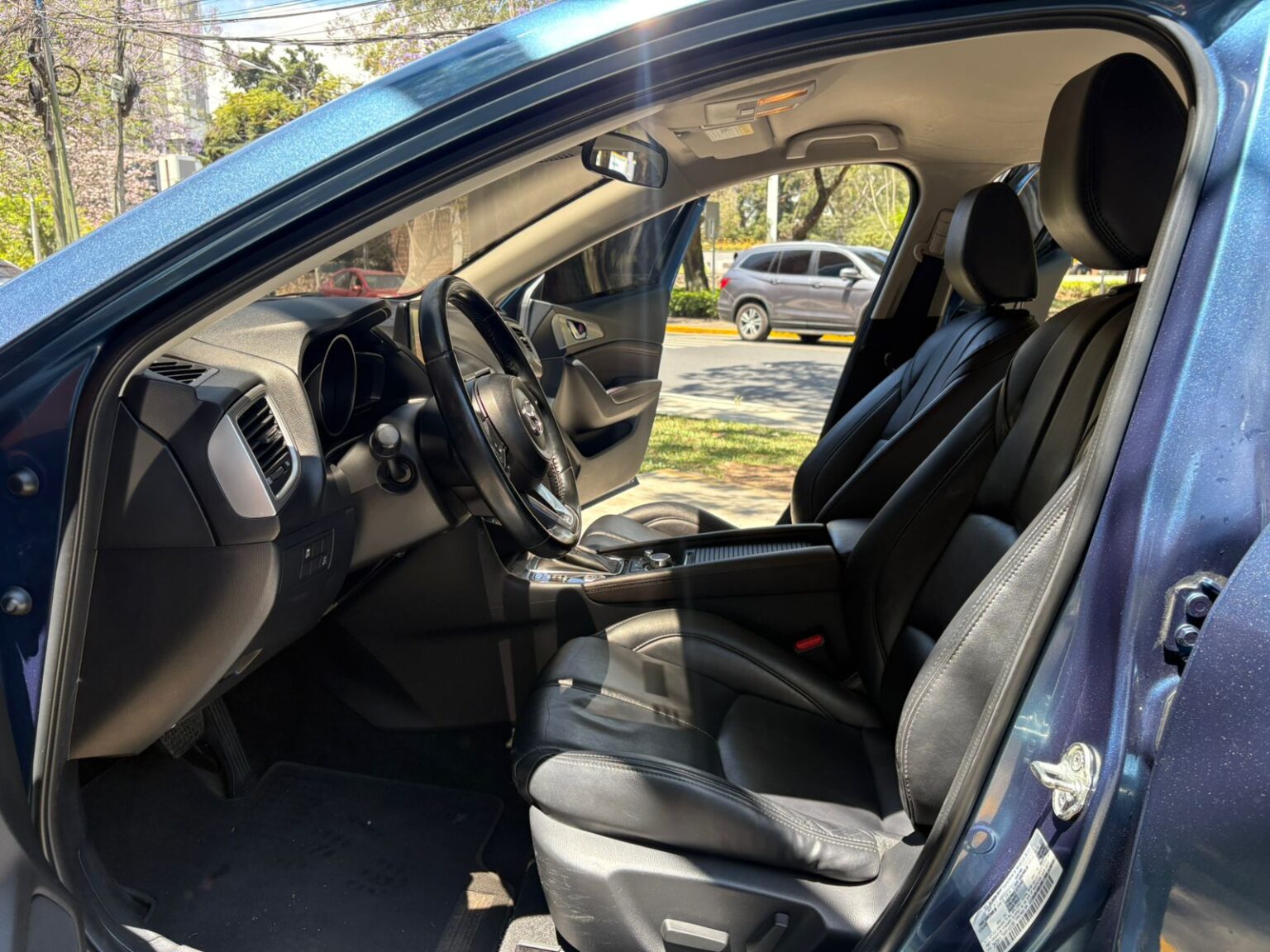 Mazda-3-Touring-AT-2017-379LBP (8)