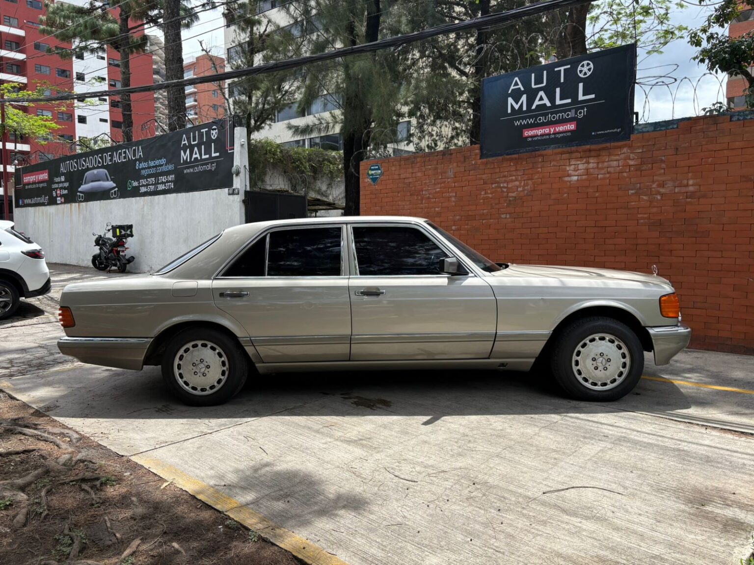 Mercedes-Benz-500SL-1987-225BMP (3)