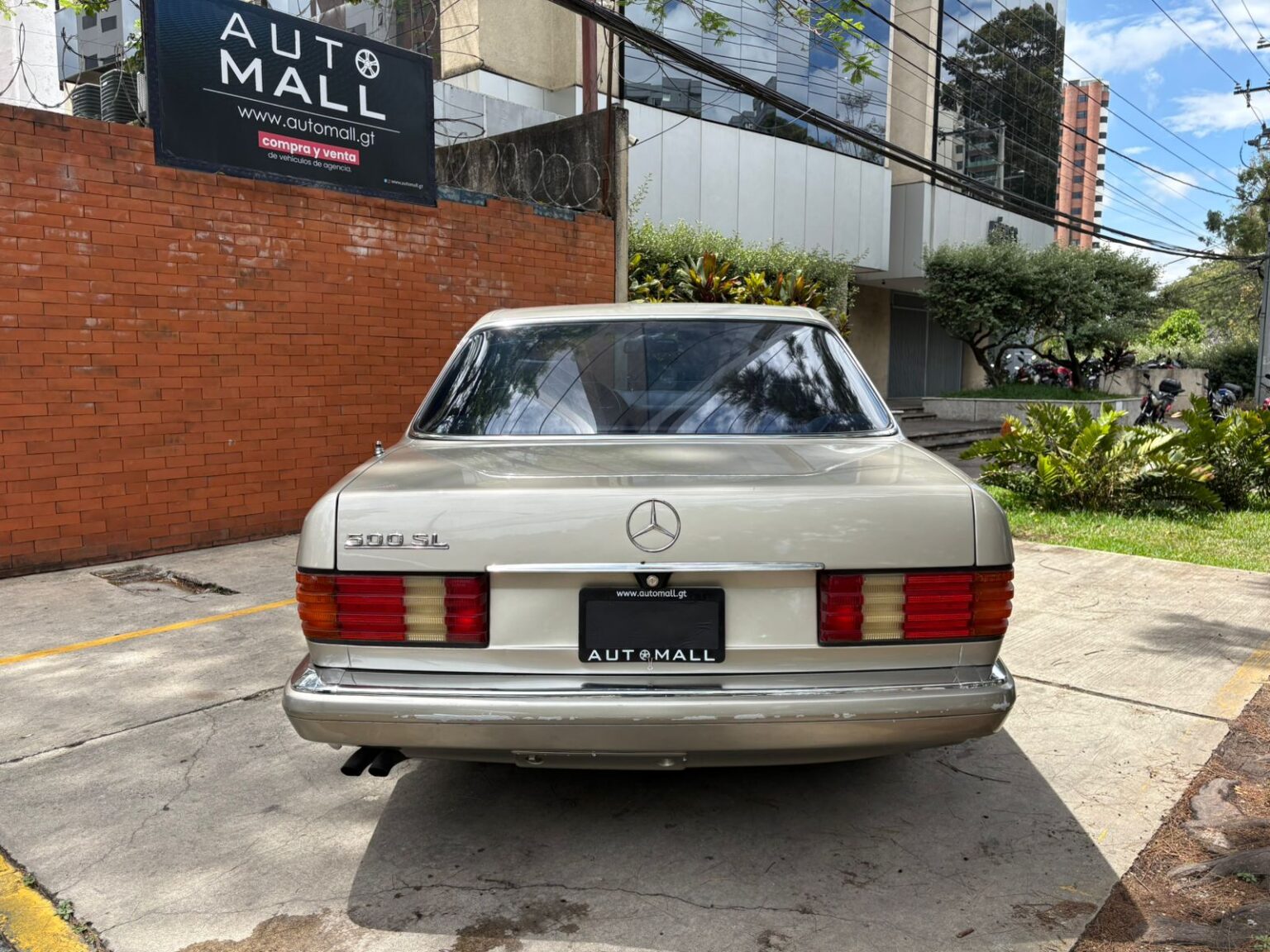 Mercedes-Benz-500SL-1987-225BMP (5)