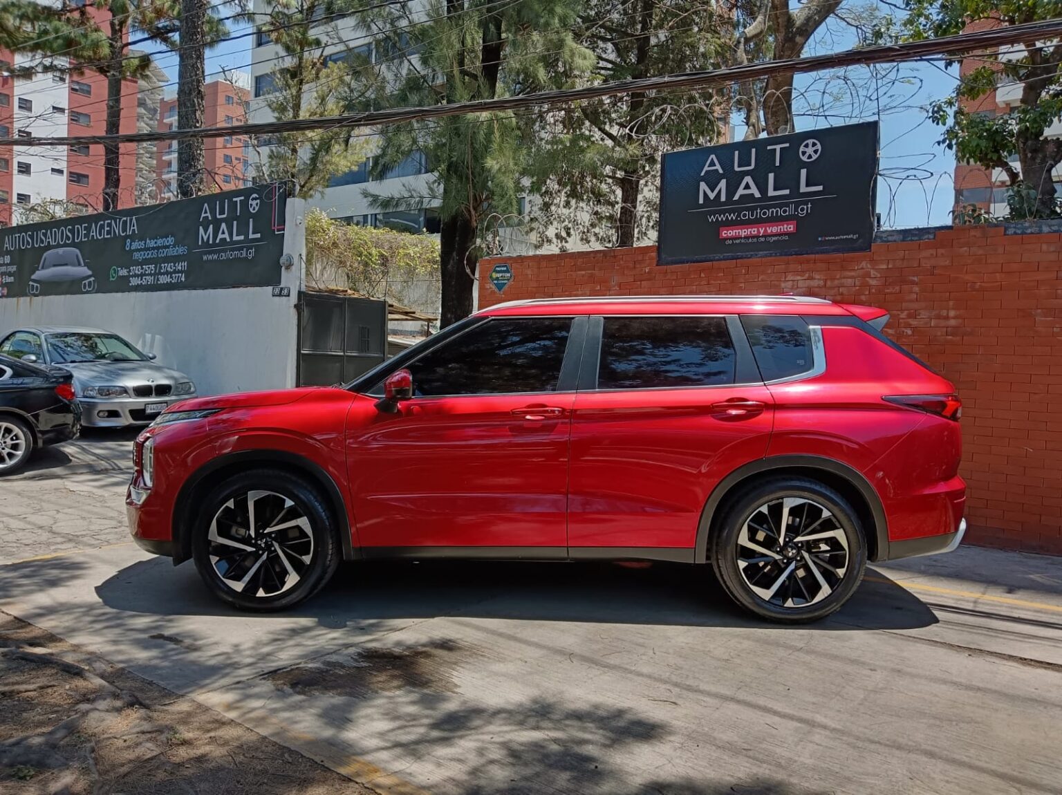 Mitsubishi-Outlander-2023-555JVT (14)