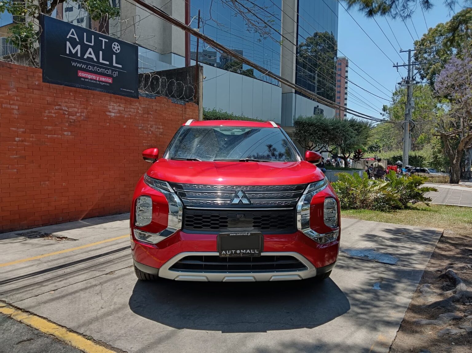 Mitsubishi-Outlander-2023-555JVT (15)