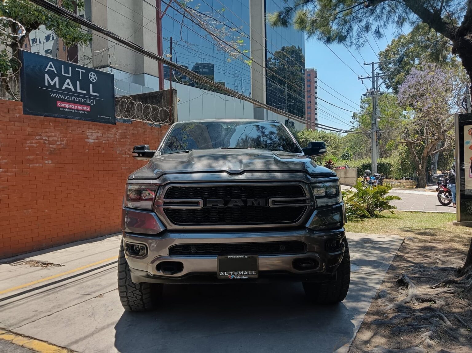 RAM-1500-BigHorn-2020-297KTB (11)