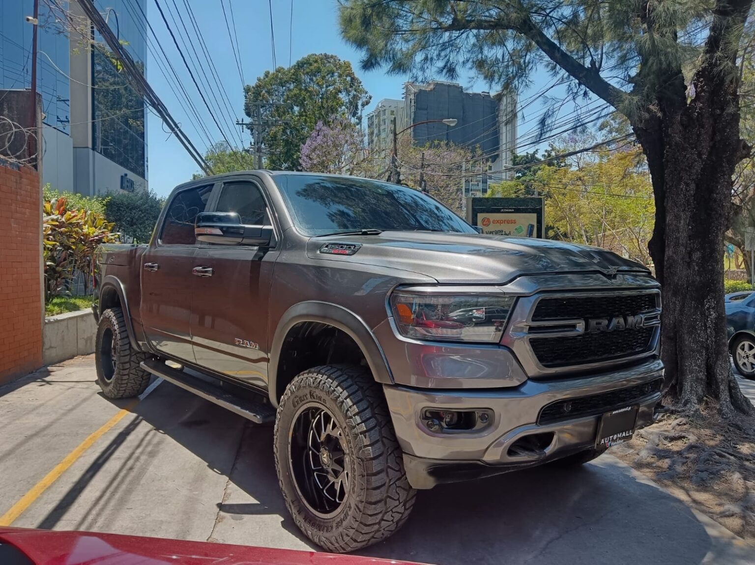 RAM-1500-BigHorn-2020-297KTB (12)