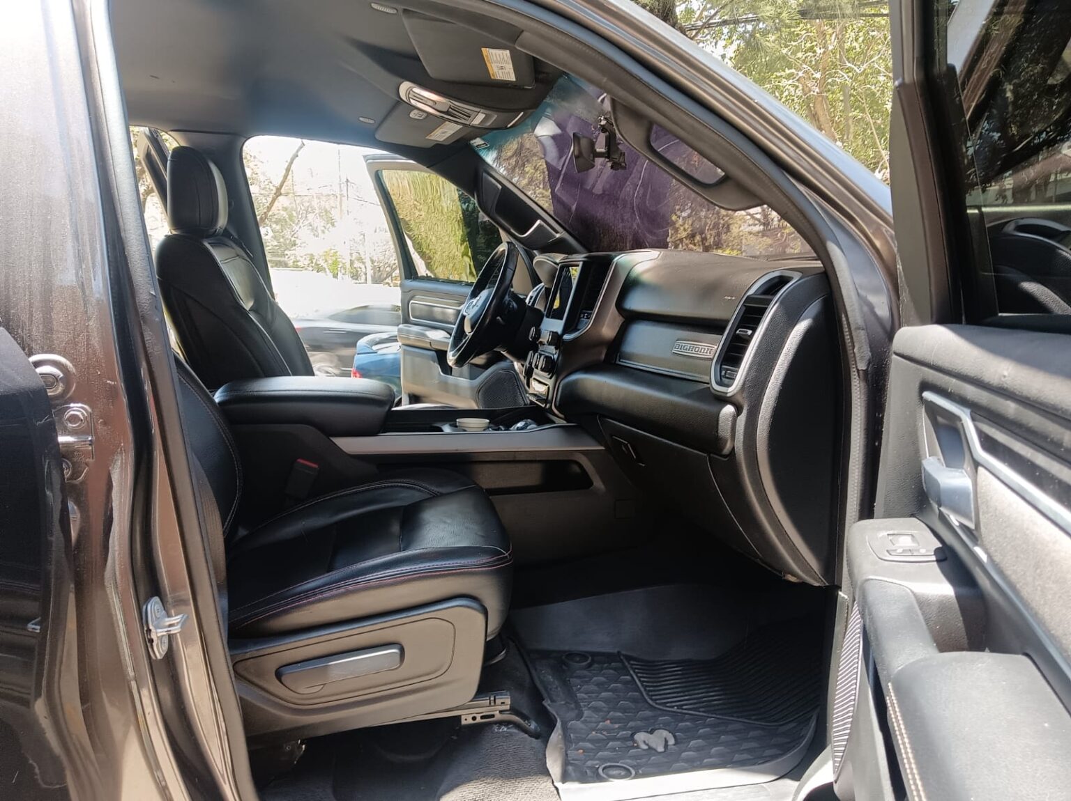 RAM-1500-BigHorn-2020-297KTB (8)