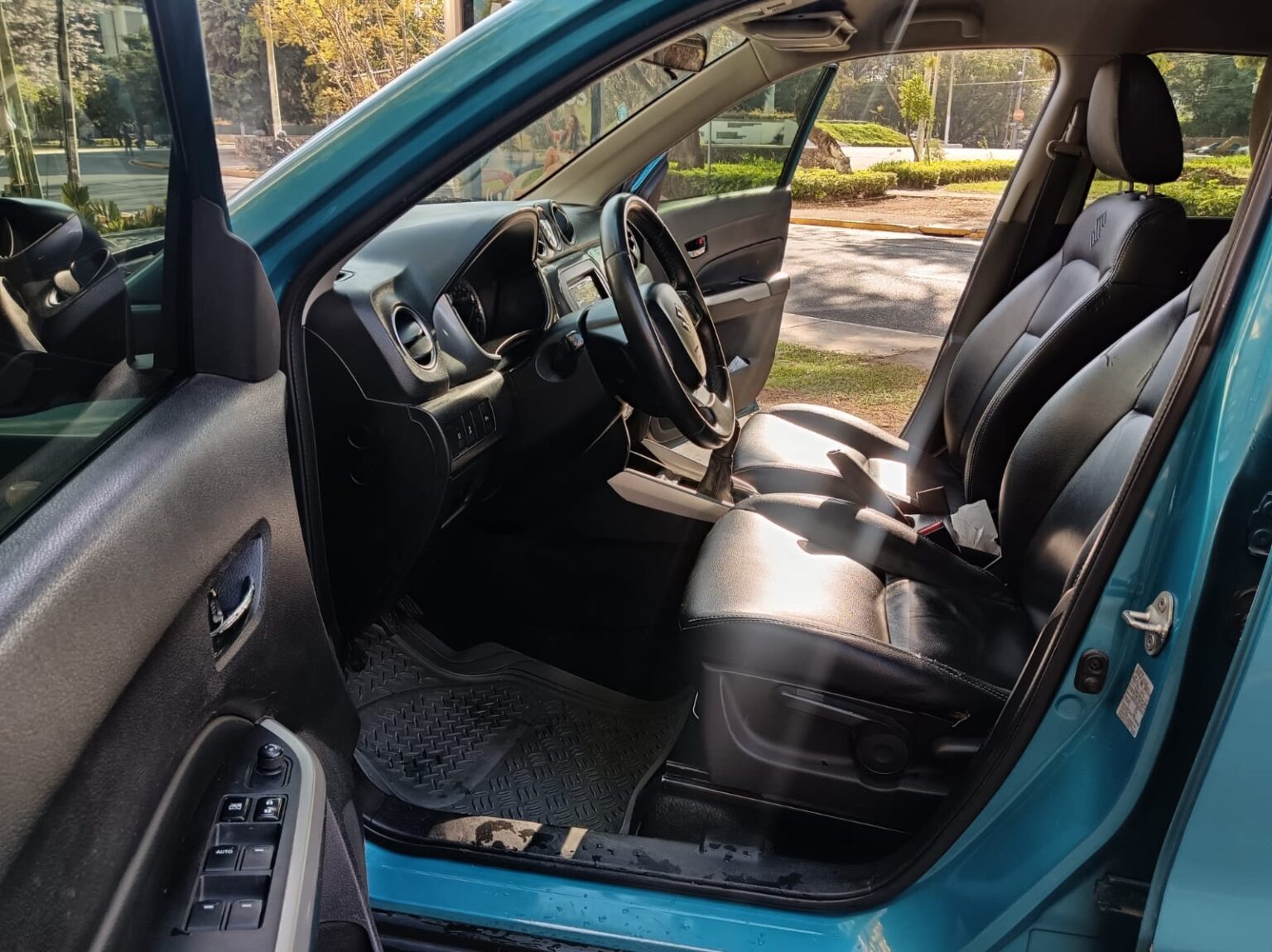 Suzuki-Vitara-MT-2016-196JNP (11)