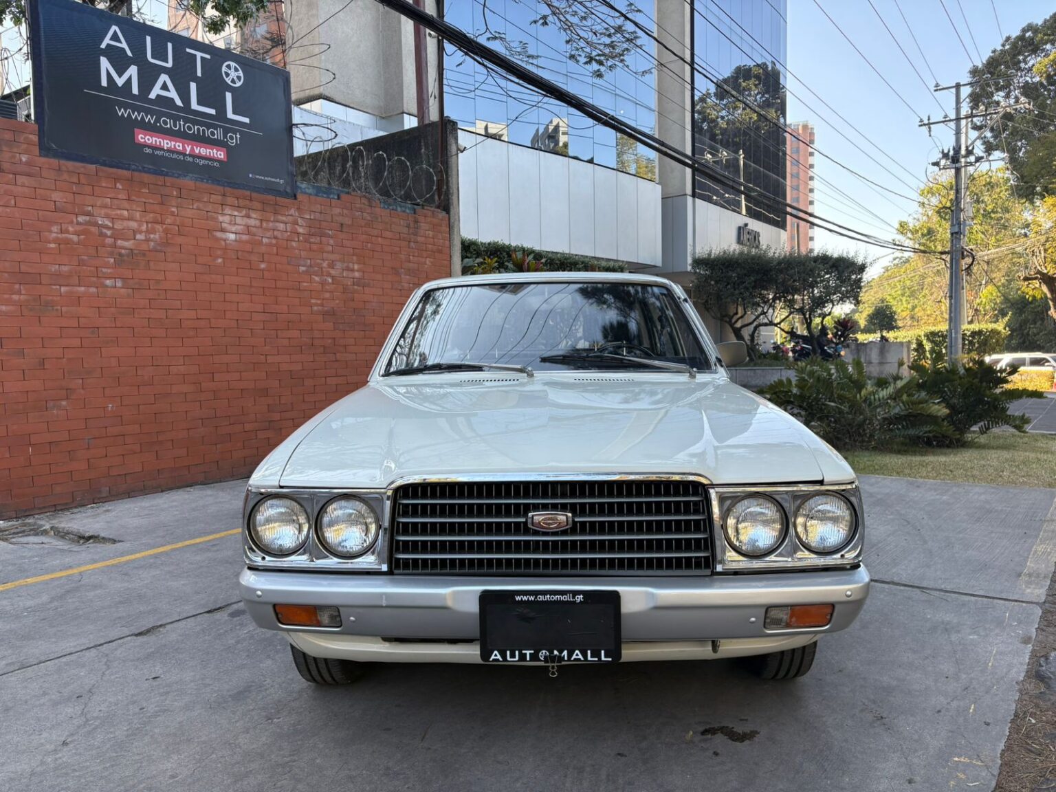 Toyota-Corona-1977-415BDK (1)